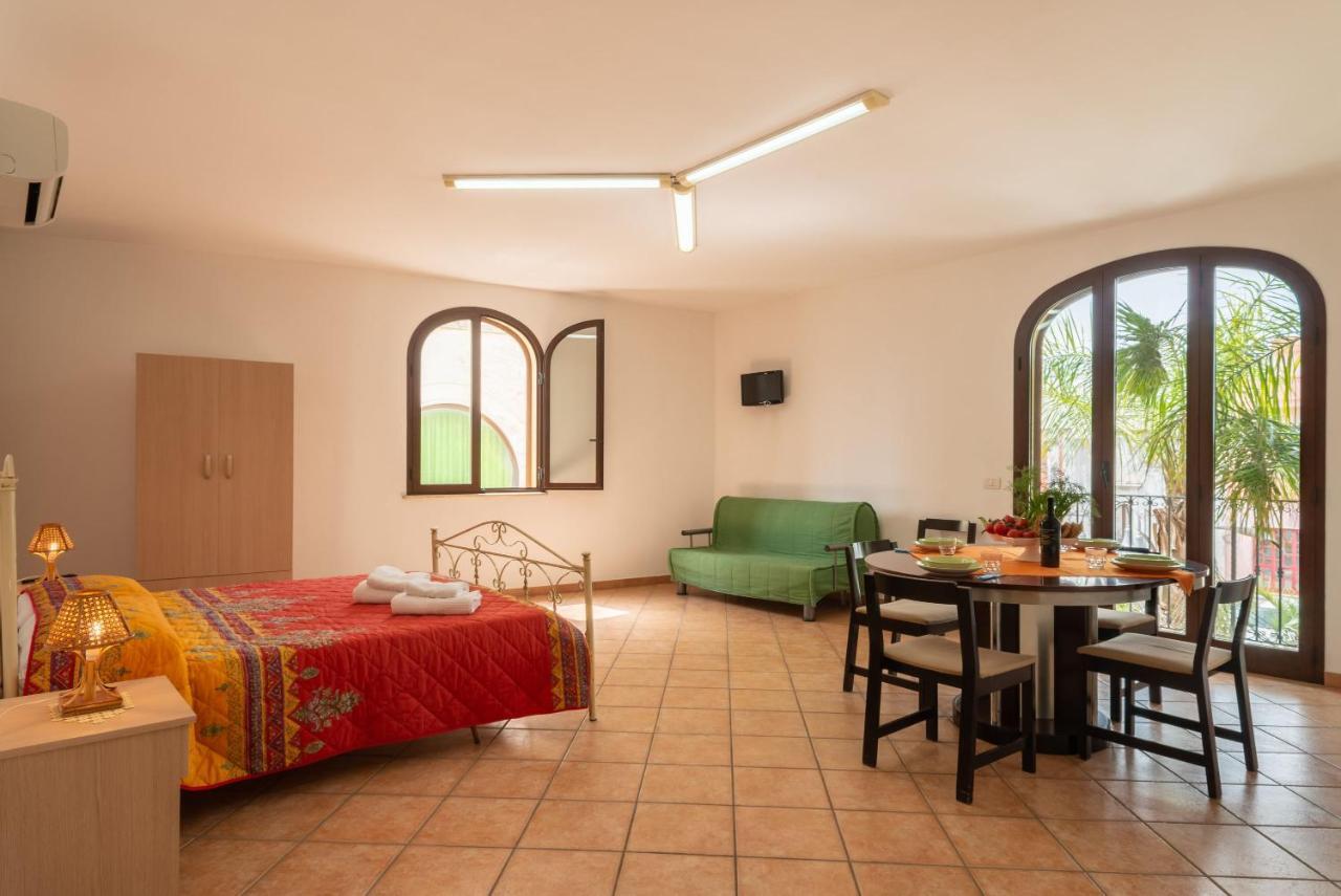 Monolocale Nel Centro Di Racale Apartment Exterior photo